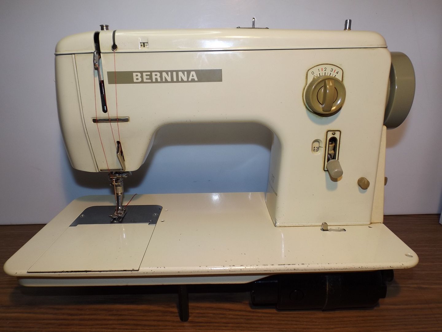 BERNINA 717 HEAVY DUTY Sewing Machine SWITZERLAND eBay