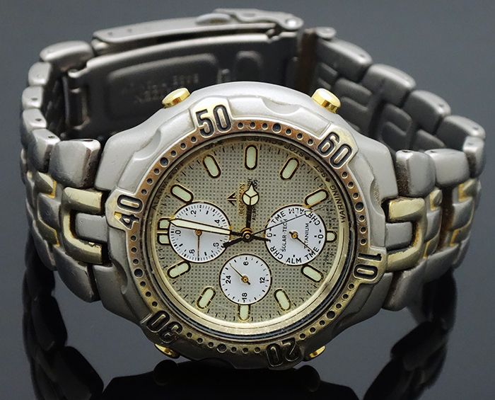 citizen alarm chronograph titanium