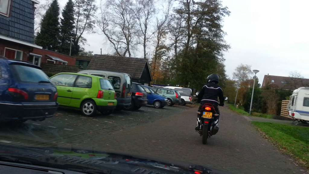 vlcsnap-2013-11-21-20h17m26s164_zpscdaf4a8e.png